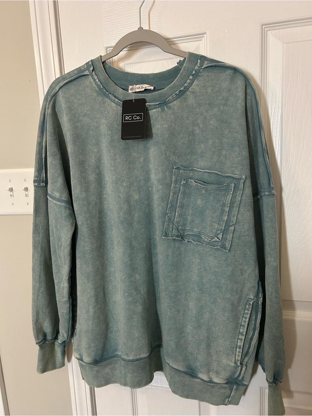 NEW!! RC Co. Washed Teal Crewneck Sweatshirt - Picture 2 of 4